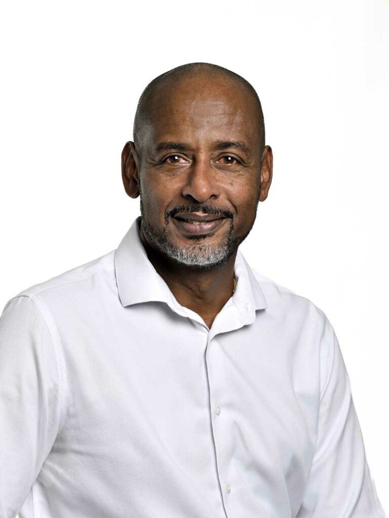 Urbanisme, aménagement et équipements structurants M. Hugues TOUSSAY