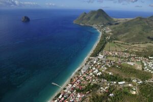 Vue aérienne du Diamant en Martinique