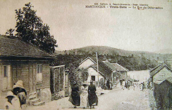 image d'archive de la rue du Débarcadère aux Trois-Ilets
